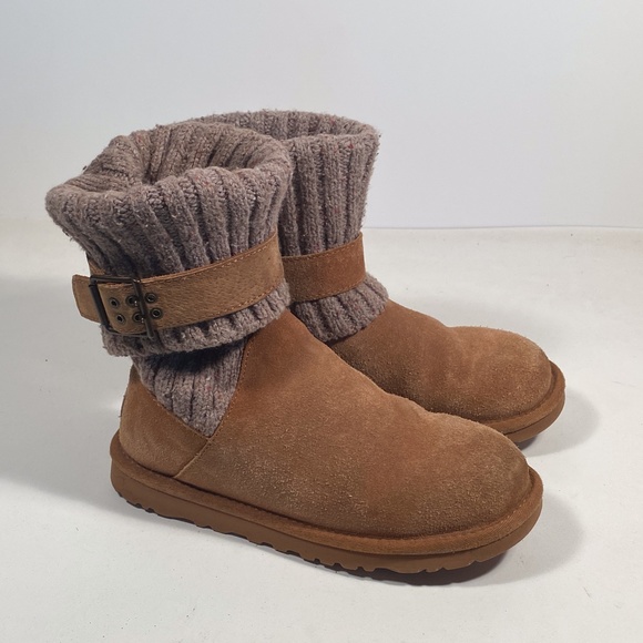 Ugg Shoes | Ugg Cambridge Suede Cable Knit Boots Women 6 | Color: Gray | Size: 6 | Bagsofun's Closet
